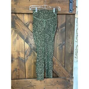 Lululemon women’s 4 Base Pace HR Tight Intertwined Camo